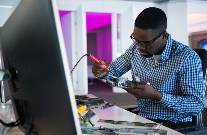 aziende-assistenza-informatica-vantaggi aziende-assistenza-informatica-vantaggi